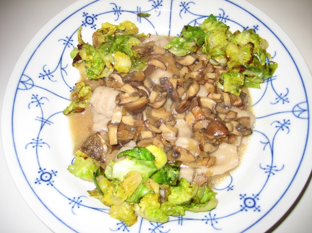 Maronengnocchi mit gebratenem Rosenkohl