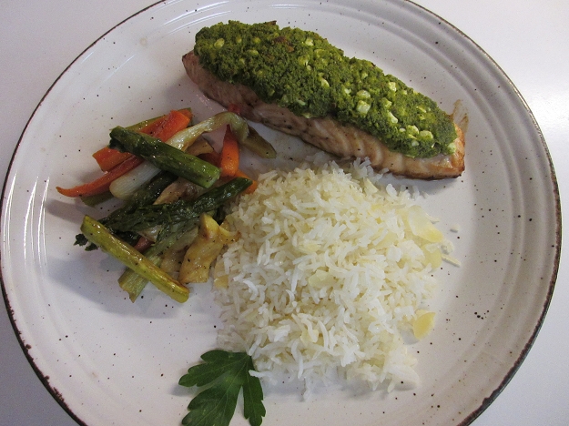 Fisch mit Pestokruste