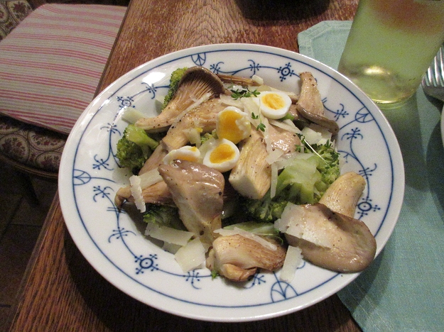 Salat Brokkoli Austernpilze