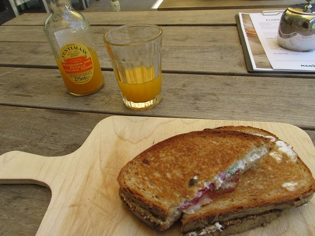 Gegrilltes Käsesandwich