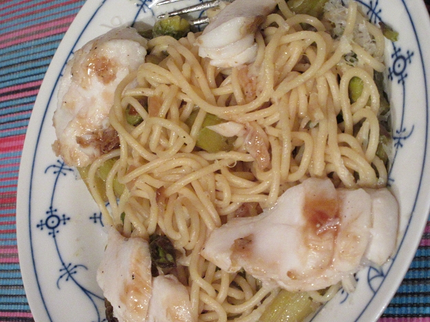 Pasta mit grünem Spargel und Skrei