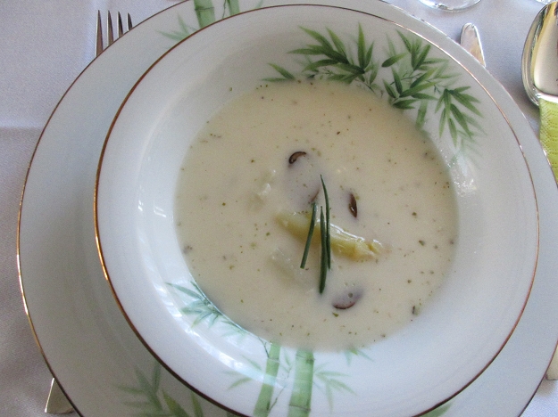 Spargelsuppe
