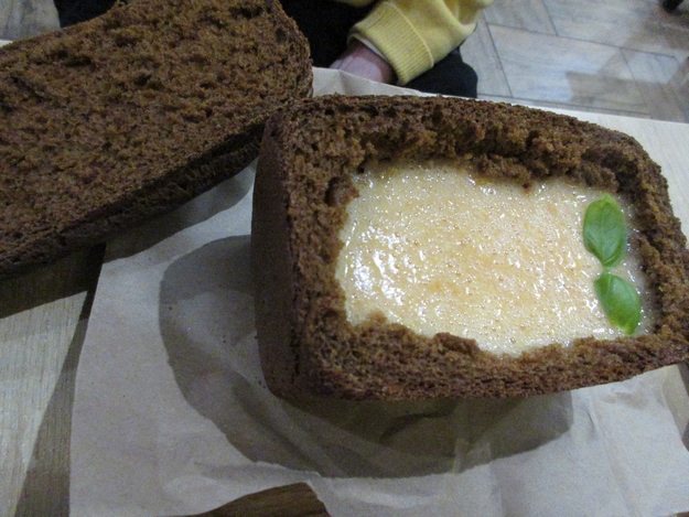 Suppe im Brot