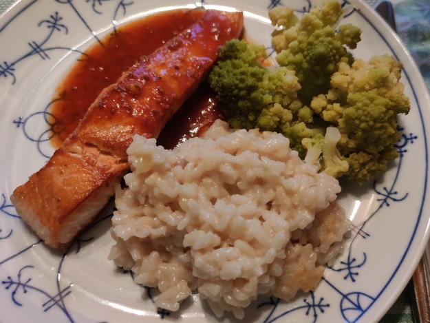 Lachs mit Chraimeh-Sauce
