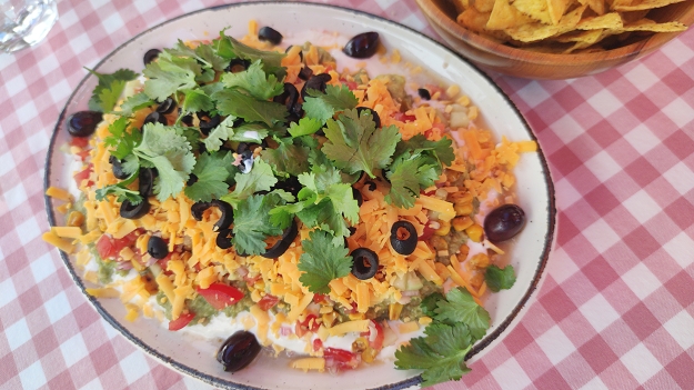 Eight Layers Dip 