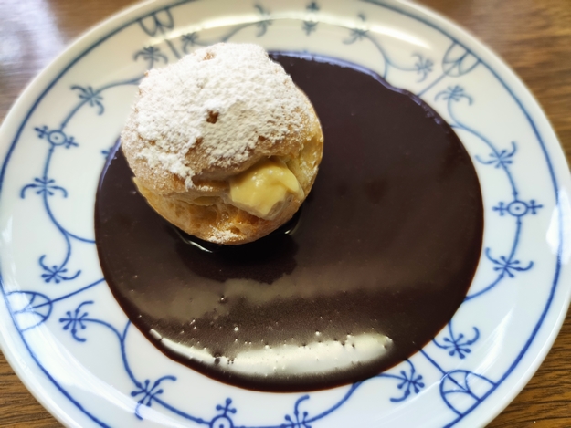 Profiteroles